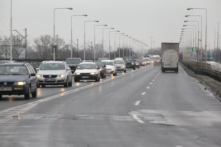 IMGW ostrzega przed gołoledzią