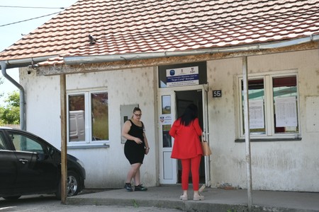 Romska kuća surčin