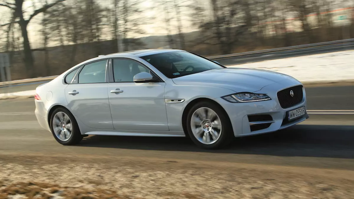 Jaguar XF 3.0 TDV6 R-Sport