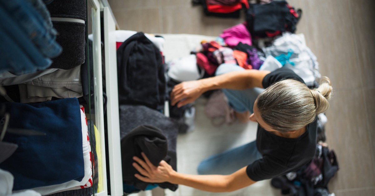I clean and declutter other people's homes. Here are 5 tips you can use ...