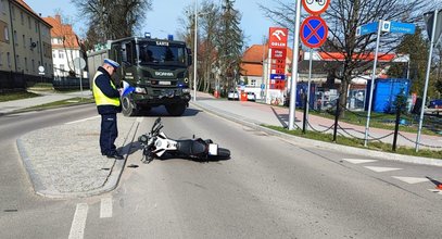 Motocyklista w ciężkim stanie. Kierowczyni osobówki nie ustąpiła mu pierwszeństwa