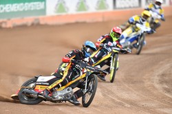 Janowski i Zmarzlik pokazali jazdę na najwyższym poziomie [WYNIKI i TABELA]