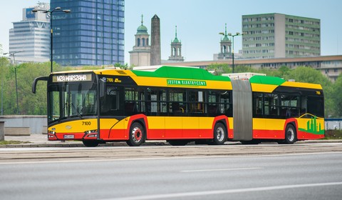 Koronawirus w Polsce - komunikacja miejska kontra taksówki – co jest bezpieczniejsze?