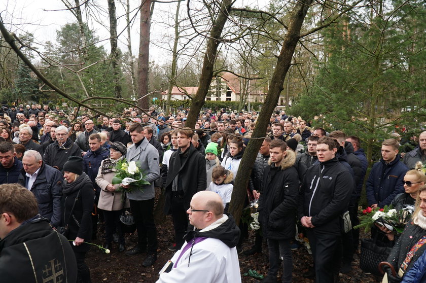 Poznań: pogrzeb zapaśnika Dominika Sikory