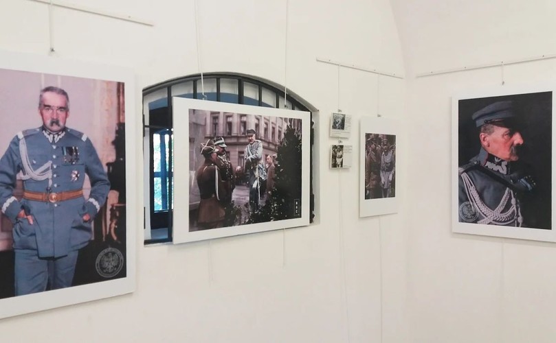 Koloryzowane zdjęcia, marszałek Józef Piłsudski