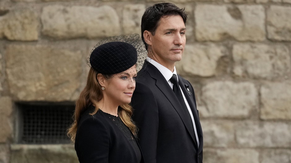 Sophie Grégoire i jej mąż, premier Kanady Justin Trudeau podczas pogrzebu królowej Elżbiety II w katedrze Westminster w Londynie, wrzesień 2022 r.