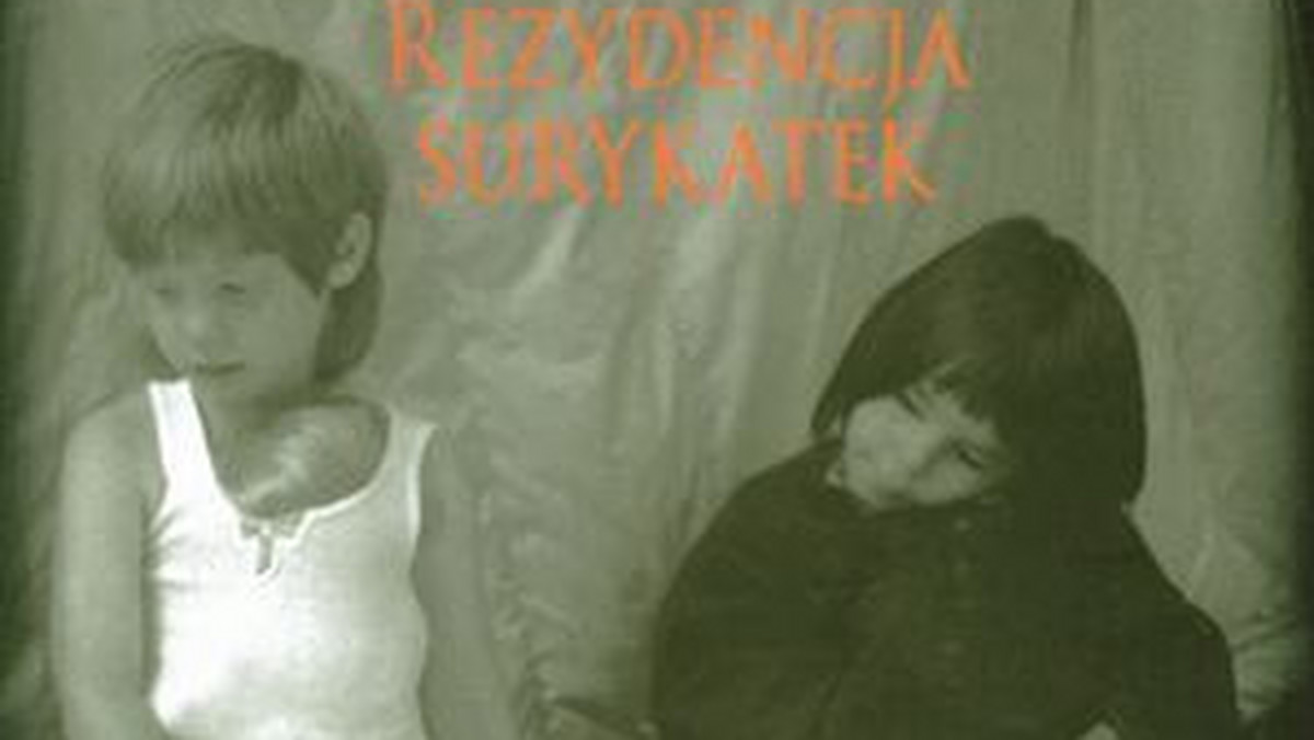 Recenzja książki: Marta Podgórnik "Rezydencja surykatek"