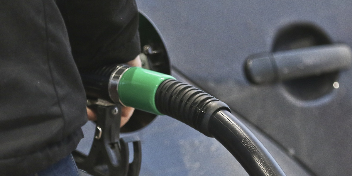 Według analityków w przyszlym tygodniu na stacjach paliw powinien być odczuwalny spadek cen benzyn