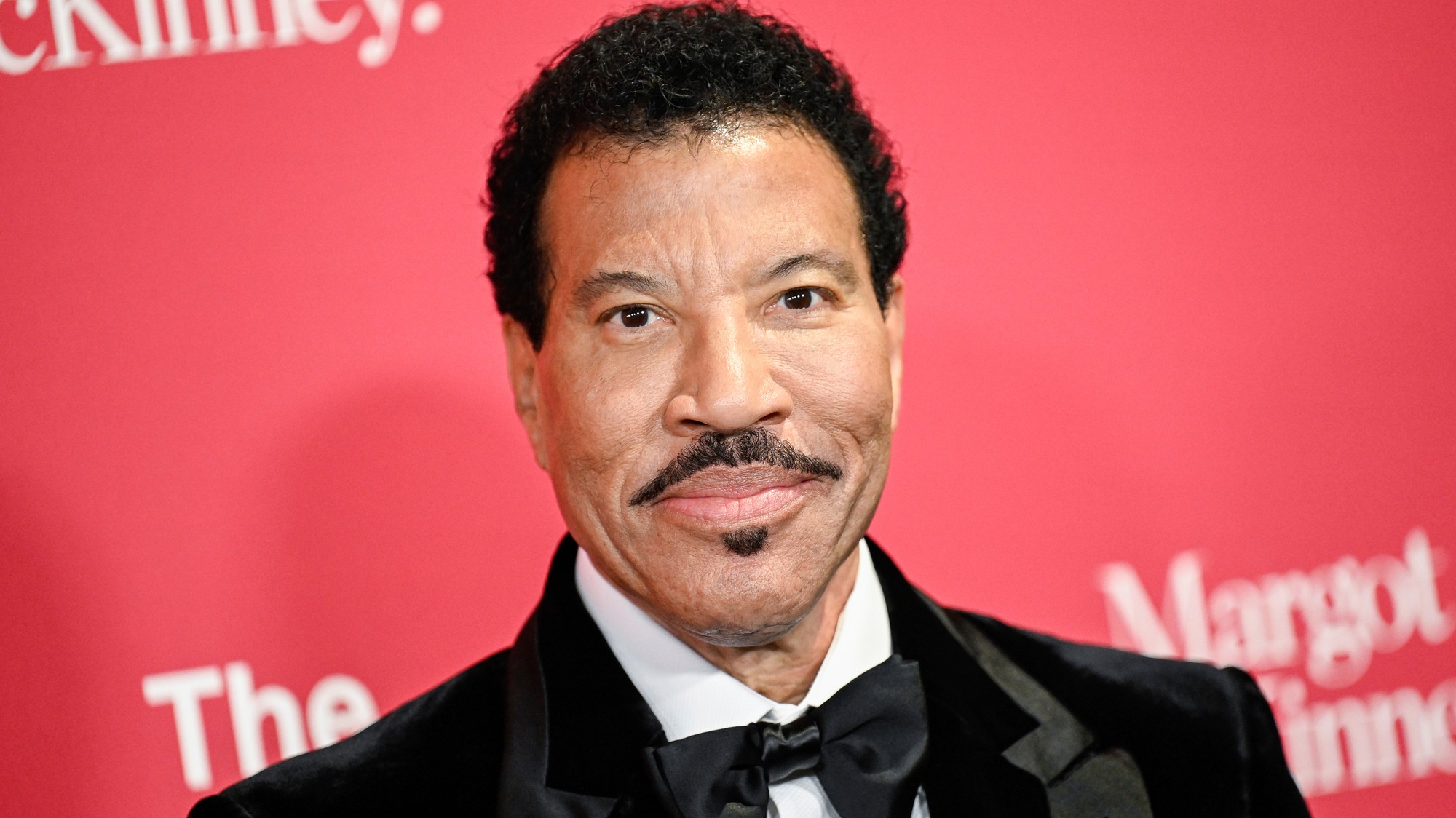 Americký spevák Lionel Richie. 