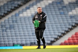 Michniewicz też nie przełamał "klątwy selekcjonerów"