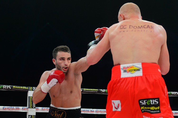 Włodarczyk pokonał Gevora w drodze po pas mistrza świata federacji IBF