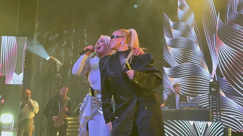 Milica Todorović i Indira Levak