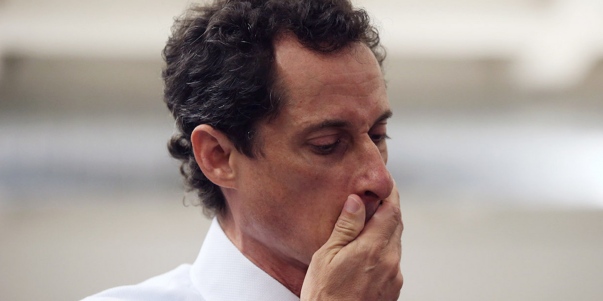 NYPD looking into Anthony Weiner's reported sexting relationship with 15-year-old girl