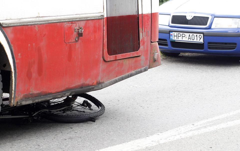 Tragiczny wypadek. Autobus wjechał w dzieci