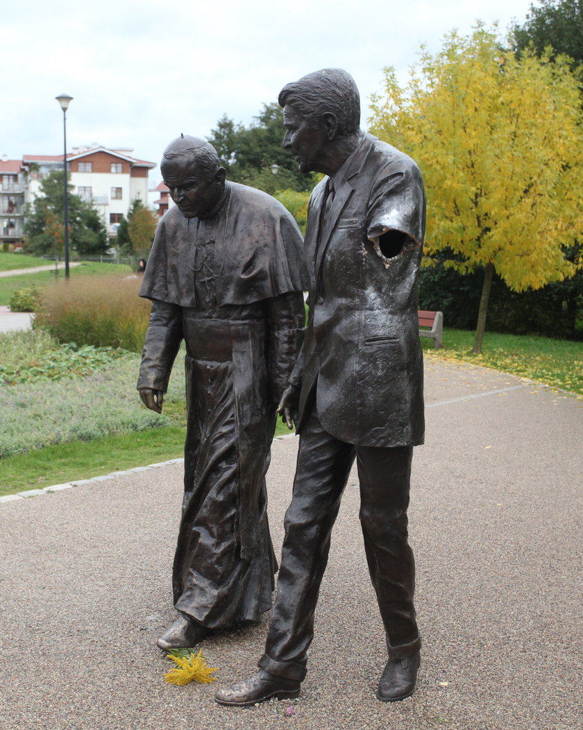 pomnik Ronalda Reagana i Jana Pawła II w Gdańsku