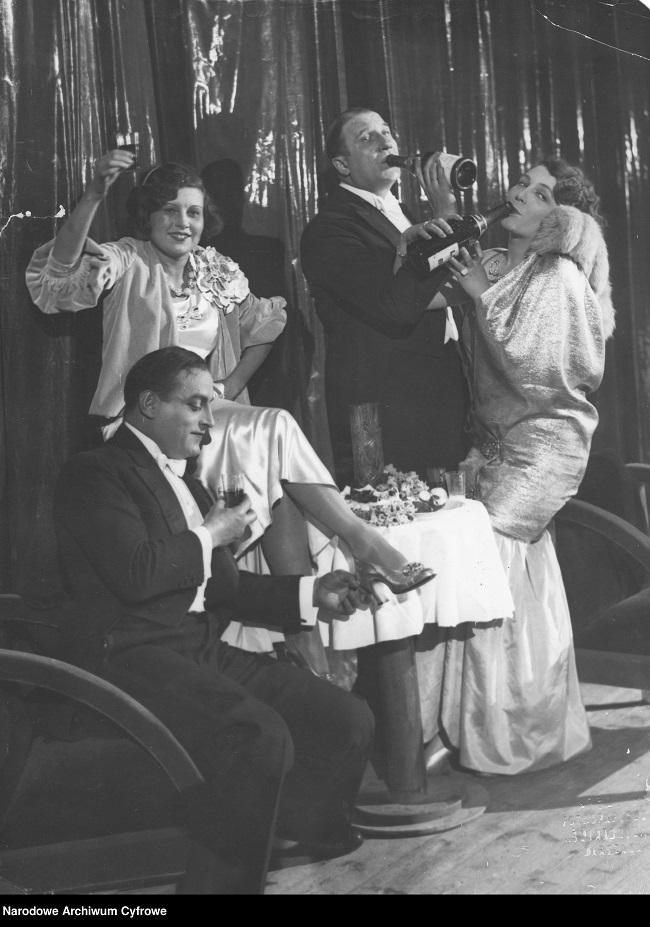 Bal sylwestrowy w teatrze Morskie Oko w Warszawie, 1930 r.