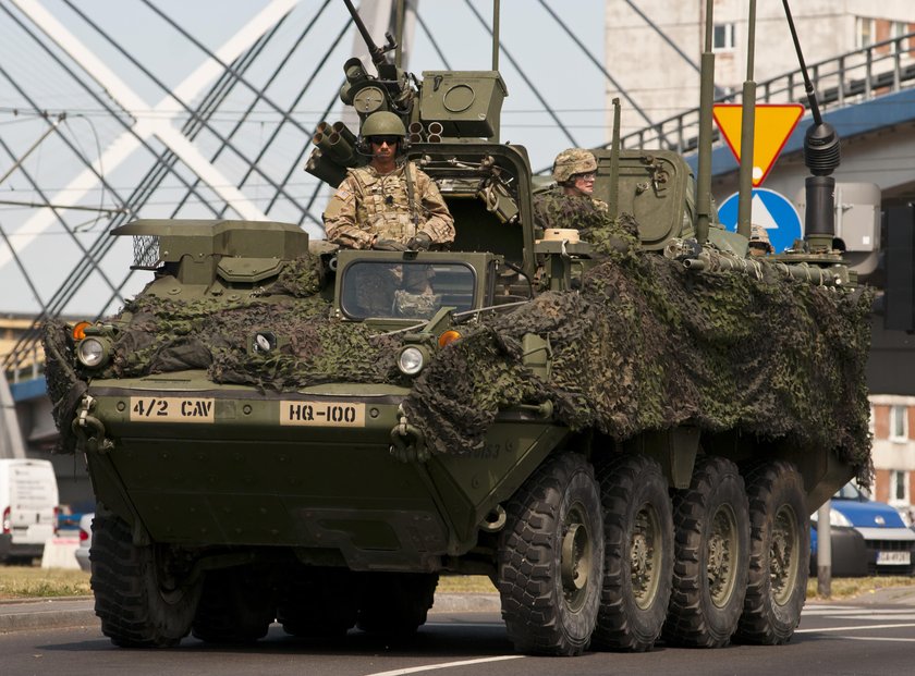 Tak sojusznicy pomogą Polsce! Czołgi, wozy, haubice i Strykery