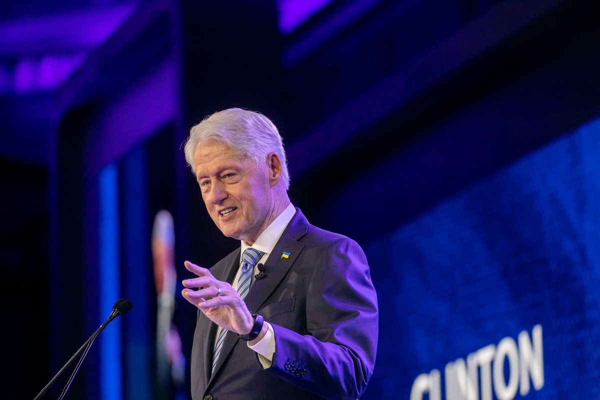 Były prezydent USA Bill Clinton przyznał we wtorek w Pradze na obchodach 25. rocznicy przystąpienia Polski, Czech i Węgier do NATO, że zawiódł próbując uczynić z Rosji partnera Zachodu.