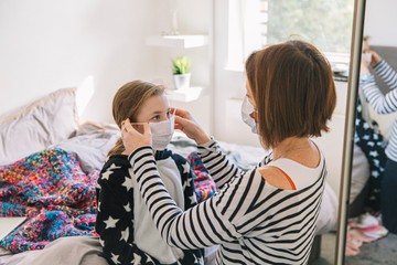 Koronavírus: átoltott felnőttek, védtelen gyerekek? Hogyan védhetjük a családot?