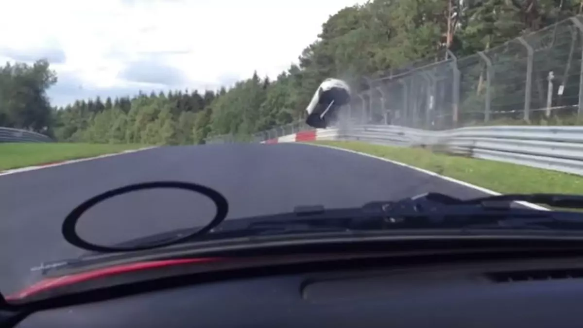 Wypadek Renault Megane na Nurburgringu