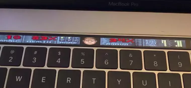 Doom uruchomiony na pasku Touch Bar nowego MacBooka Pro (wideo)