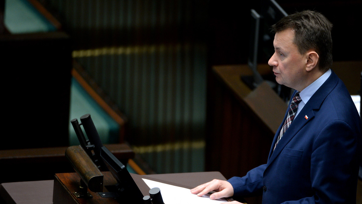 To bardzo ważny dzień. Zależy nam na tym, żeby święto przebiegało w atmosferze spokoju i bezpieczeństwa – powiedział na konferencji prasowej Mariusz Błaszczak. Szef MSWiA zapewnił, że najbliższe dni w stolicy będą bezpieczne. – Uroczystości będą odbywać się w całym kraju i wszędzie będą zabezpieczane przez policjantów – podkreślił komendant główny policji.