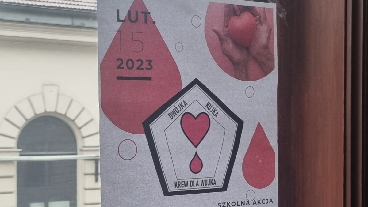Uczniowie II klasy Liceum Ogólnokształcącego w Krakowie, w ramach olimpiady "Zwolnieni z Teorii", zorganizowali w swojej szkole akcję krwiodawstwa. Zakończyła się sukcesem. Krew oddało blisko 50 osób, a placówkę odwiedzili nawet dziennikarze TVN24.