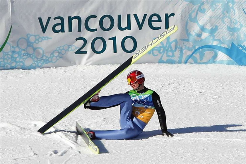 Adam Małysz, Kamil Stoch, Łukasz Rutkowski, Stefan Hula zajęli szóste miejsce w drużynowym konkursie skoków na igrzyskach w Vancouver