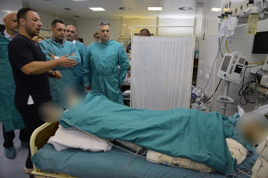 Vulin je nakon havarije obišao povređene radnike