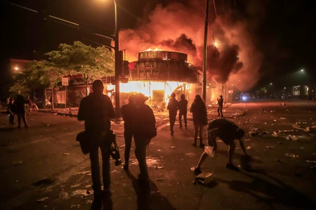 Mineapolis, protesti, nemiri