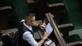 Poseł wstrząśnięty linczem na nauczycielkę z Kielna. Proponuje rewolucyjne zmiany zmiany