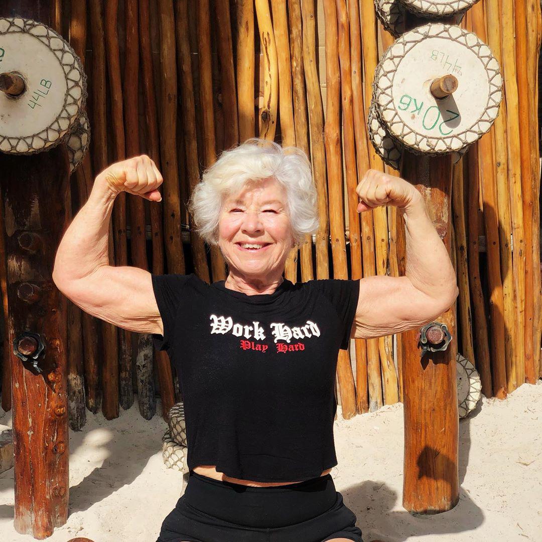 70 felett kezdett edzeni a szupernagyi, naponta kalóriát vesz magához - Blikk Rúzs