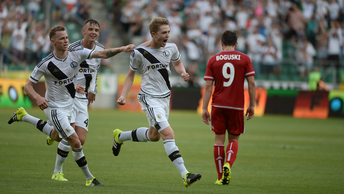 Mecz 1/16 finału Pucharu Polski: Górnik Łęczna - Legia Warszawa. Spotkanie rozpoczęło się w środę 12 sierpnia o godzinie 20:30. Sebastian Krasny (Kraków).