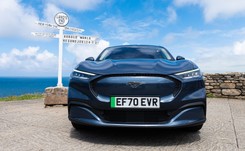 Ford Mustang Mach-E zawstydził silniki spalinowe, to najoszczędniejszy samochód