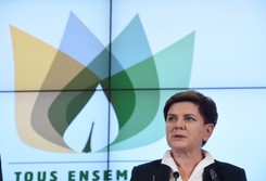 Szydło o 'Programie 500 Plus': W tej chwili trwają konsultacje, co do końcowych rozwiązań