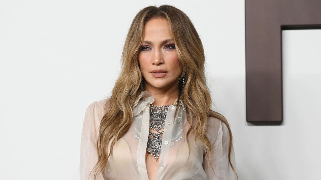 Jennifer Lopez új szintre emelte a meztelenruha fogalmát
