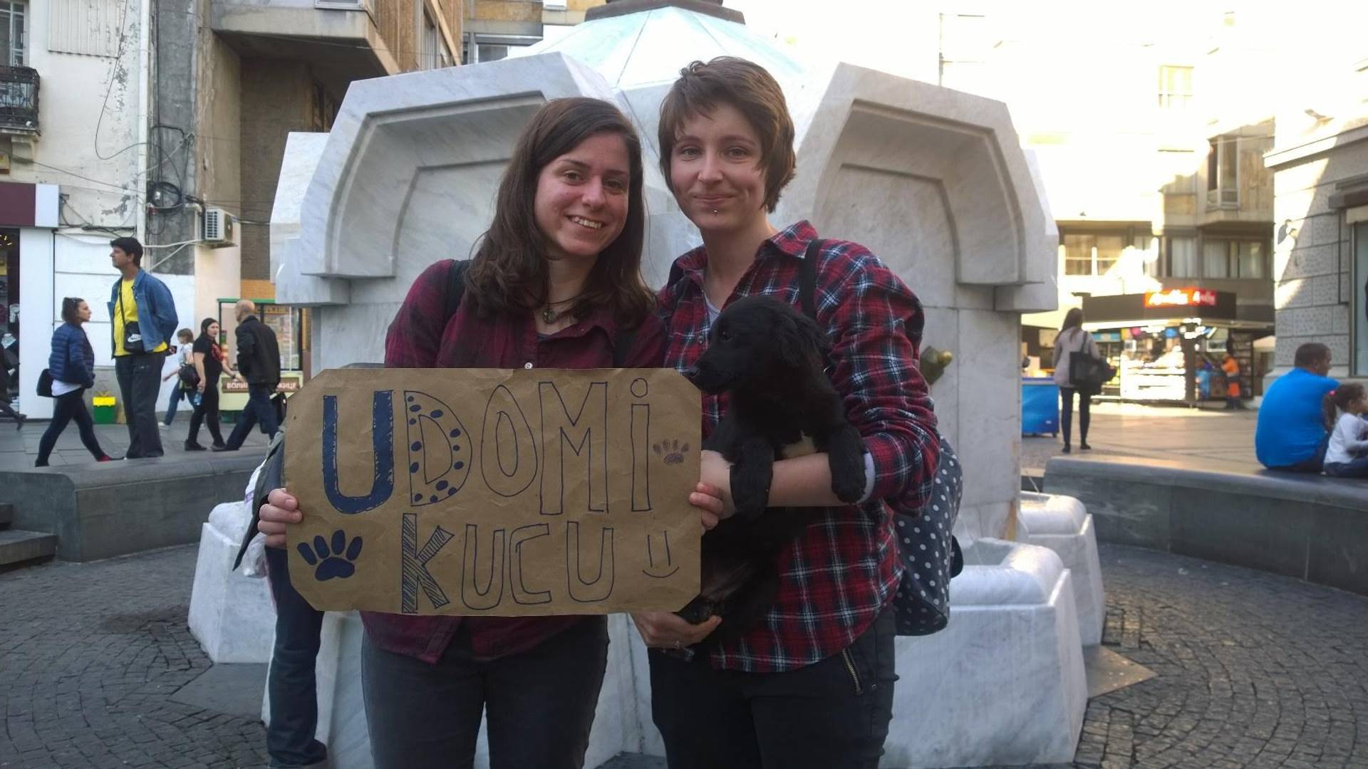 Studentkinje koje su rešile da zaista pomognu napuštenim kucama