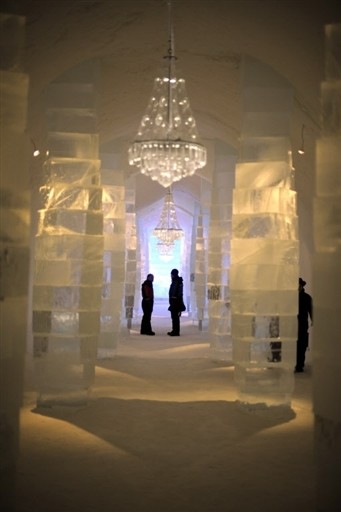 SLUB SWEDEN CHURCH WEDDING ICE