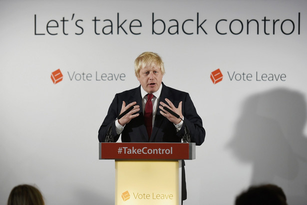 Johnson, który był jedną z najbardziej rozpoznawalnych twarzy kampanii na rzecz Brexitu, oświadczył w artykule dla dziennika "Daily Telegraph", że wśród zwolenników pozostania kraju w Unii zapanowała histeria, a zadaniem rządu jest przedstawienie prawdy na temat skutków Brexitu.