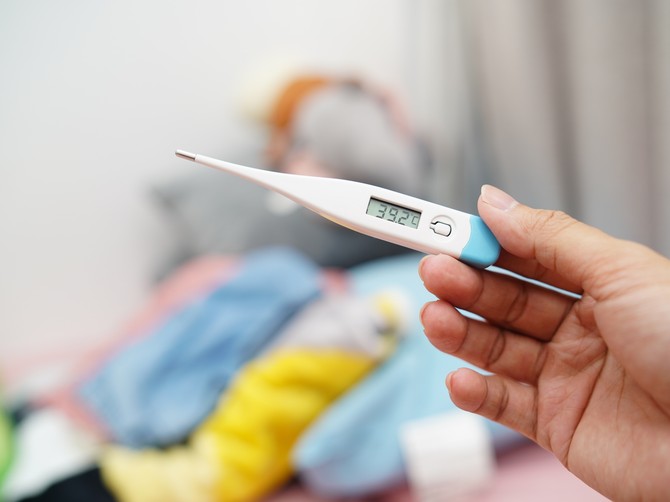 Kako se pravilno koristi elektronski toplomer: Lekar otkriva 3 pravila kojih nema u uputstvu