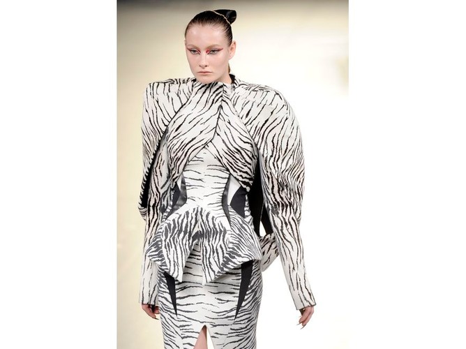 Kolekcja ready-to-wear domu mody Thierry Mugler na jesień i zimę 2012/2013