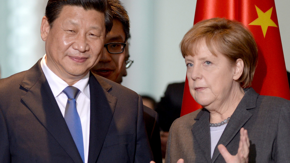 Niemcy zacieśniają współpracę z Chinami na arenie międzynarodowej, licząc na poparcie Pekinu w zabiegach o polityczne rozwiązanie konfliktu z Rosją o Ukrainę. Oba państwa podpisały w piątek w Berlinie deklarację o partnerstwie strategicznym.
