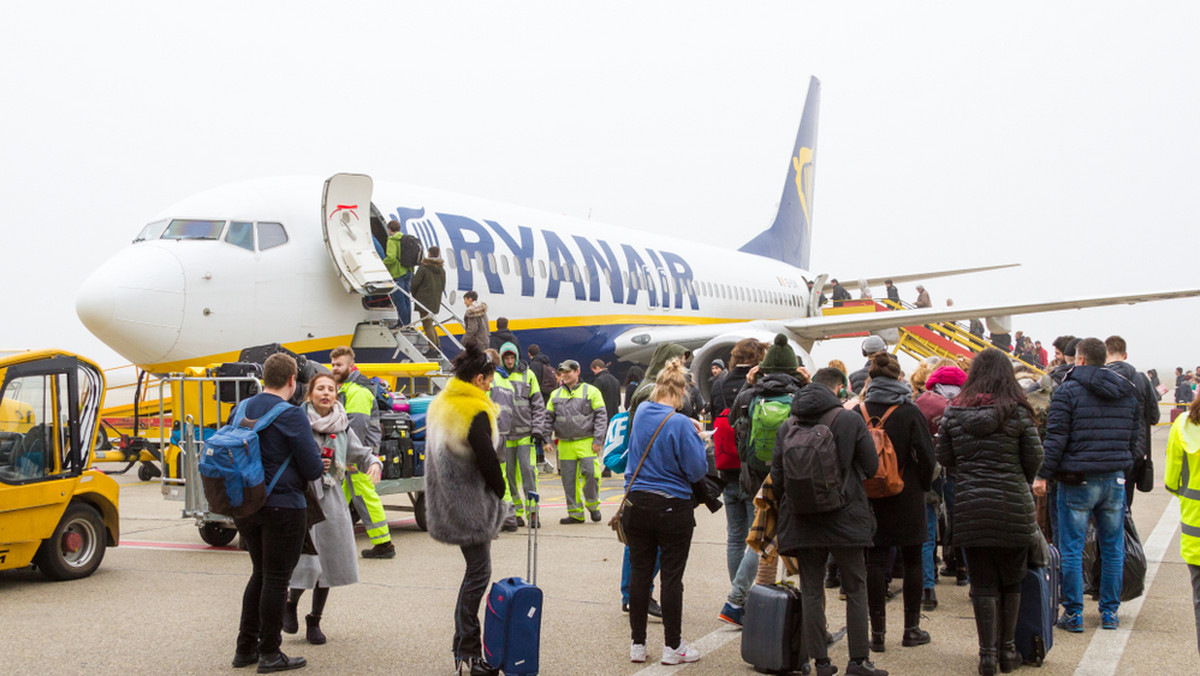 Omikron pojawił się w Europie. Co dalej z lotami Ryanair? Michael O'Leary odpowiada
