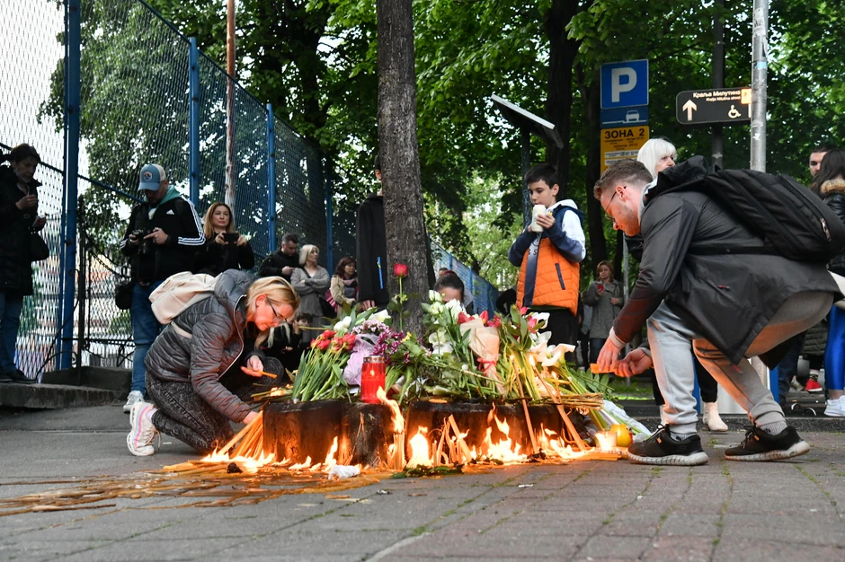 Deka je došao da zapali sveću svojoj ubijenoj unuci