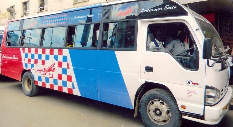 Kenyans celebrate matatu tout who helped a woman give birth