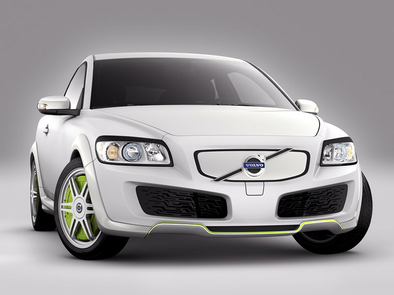 IAA Frankfurt 2007: Volvo C30 ReCharge - silnik elektryczny w każdym kole