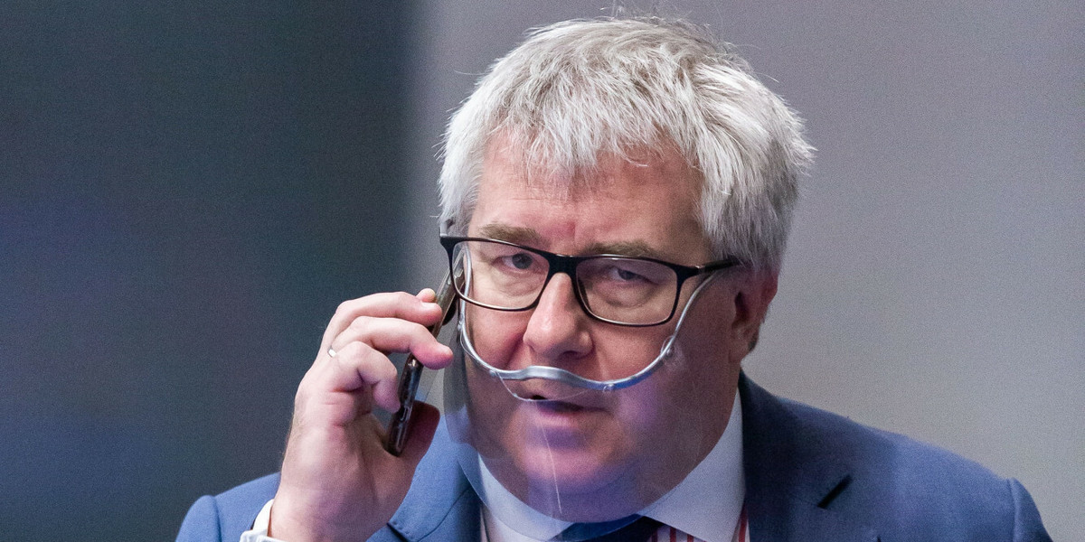 Parlament Europejski nakazał Ryszardowi Czarneckiemu zwrot 100 tys. euro za nienależnie pobrane kilometrówki, z których korzystał jako europoseł. 