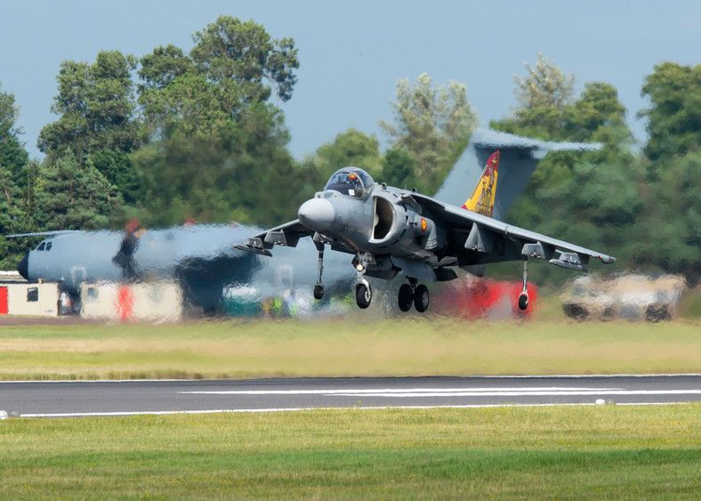 McDonnell Douglas AV-8B Harrier II