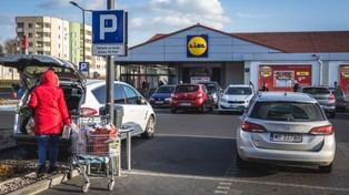 Lidl będzie czynny w niedziele. Część sklepów otrzymała status placówek pocztowych