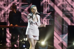 'Mam wrażenie, że to jeden z najmniej radiowych kawałków' - Paulina Przybysz i Nosowska w TELEDYSKU 'Papadamy'